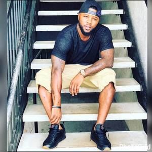 Meet your Posher, Derrian