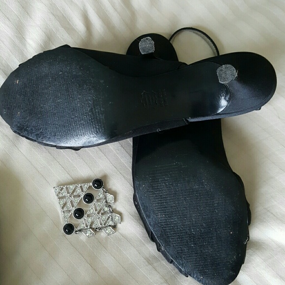 The touch of Nina Shoes - Picture 3 of 5