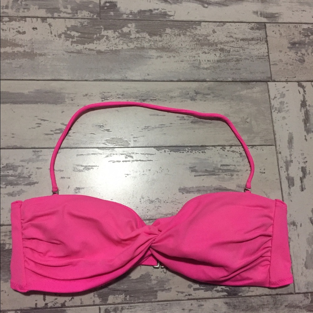 HOST PICK  👙 Victoria's Secret bathing suit top