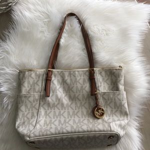 Michael Kors Shoulder Bag