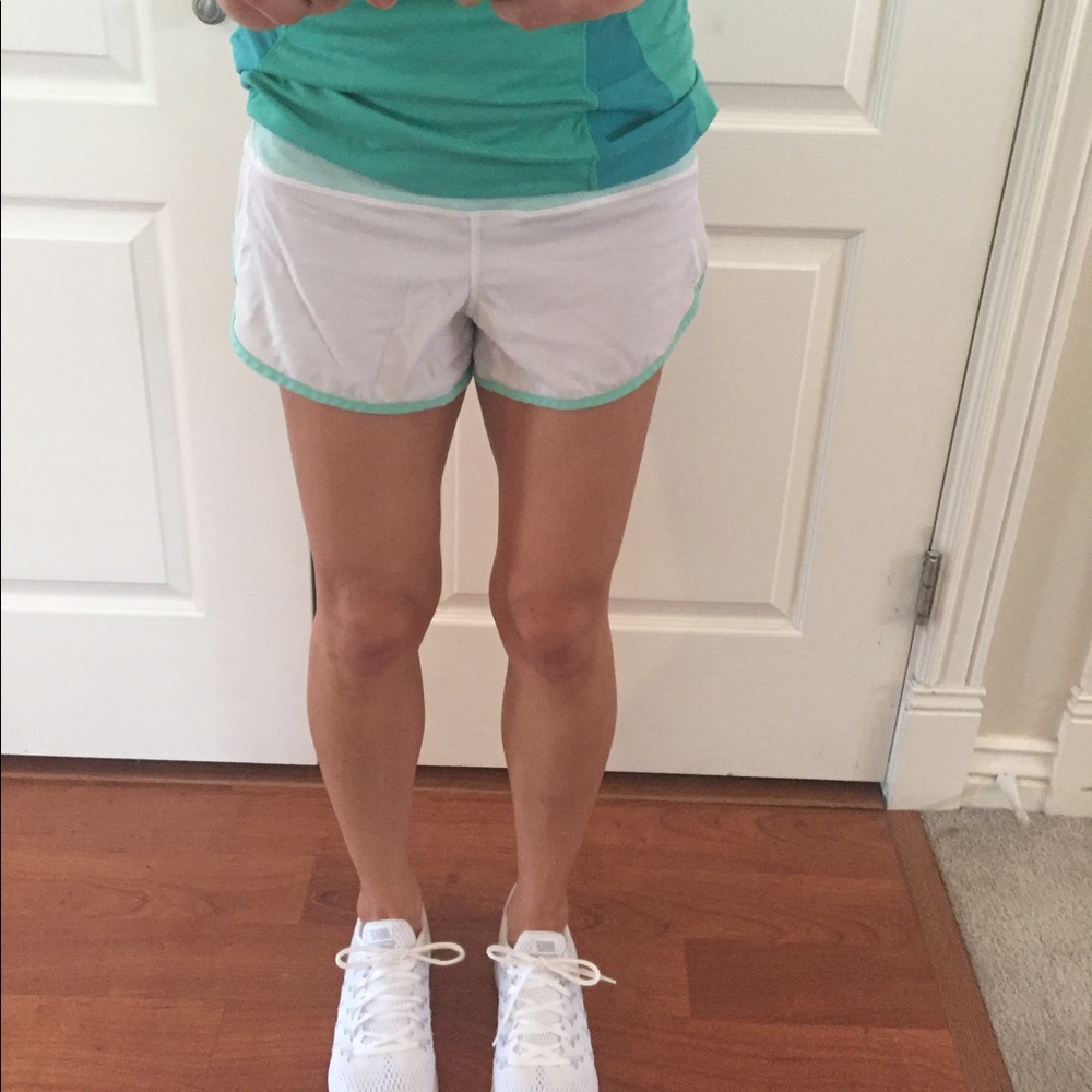 Lululemon 4-way stretch Speed Shorts 😍