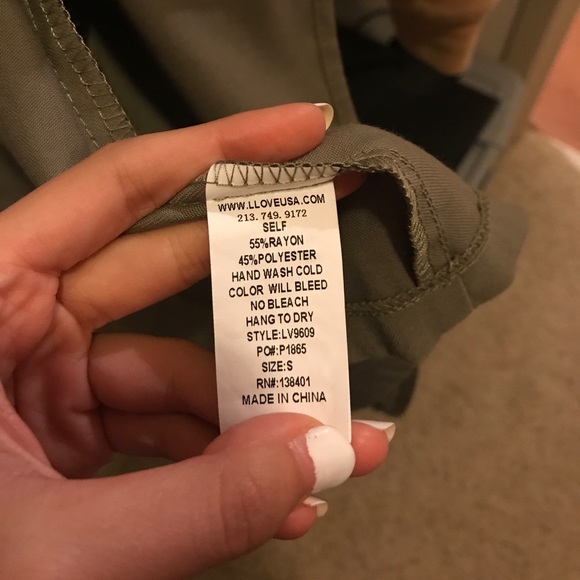 PRICE DROP ππ Olive light trench coat π - Picture 8 of 8