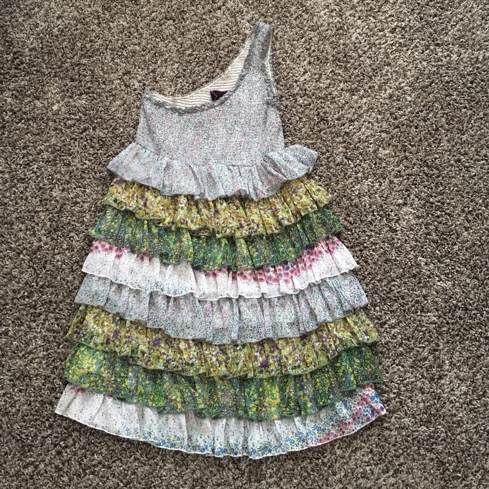 One shoulder ruffle dress