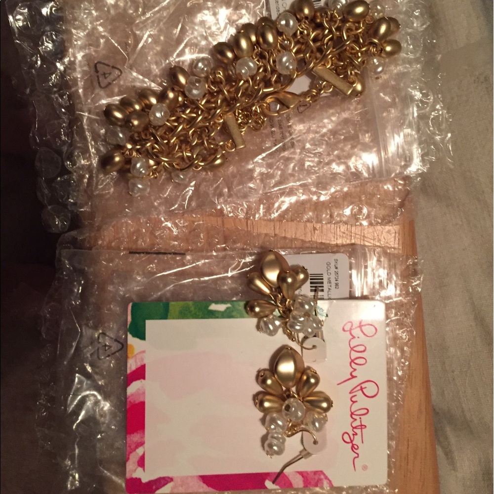 NIP Lilly Pulitzer Earrings and Bracelet Set