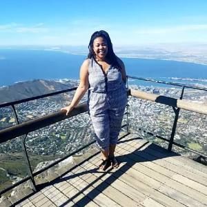 Meet your Posher, Ciara