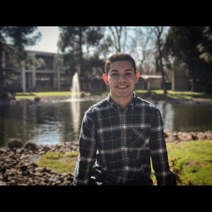 Meet your Posher, Adrian