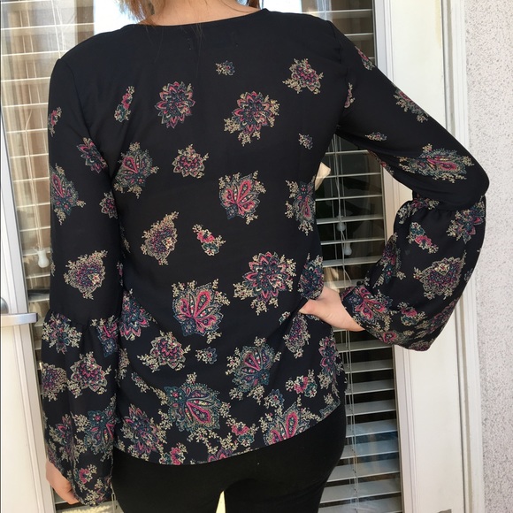 A&F Top - Picture 3 of 4