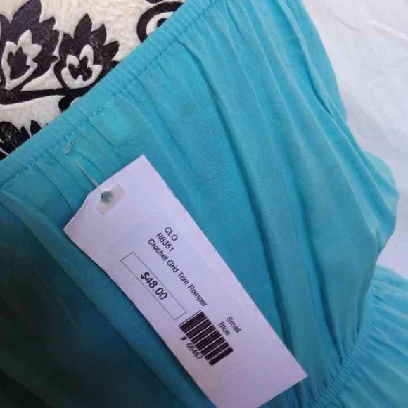 NWT Bella $48 Crochet Grid Trim Romper - Picture 3 of 4