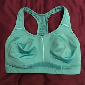Athleta hullabaloo sports bra