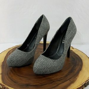 Charles By Charles David Plaid Closed Toe Stiletto