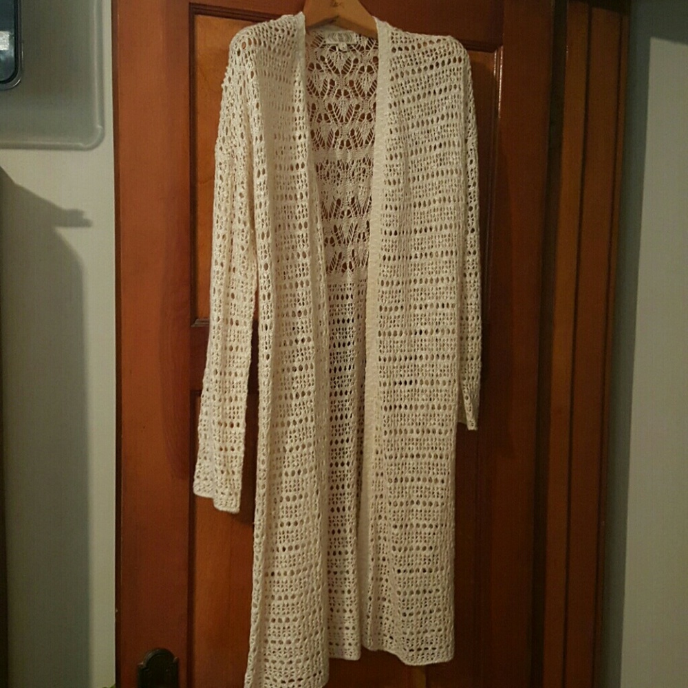 Long cardigan sweater