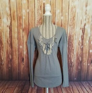 Decree ▪ L/S Ruffle Front Knit Shirt ▪NEVER WORN▪