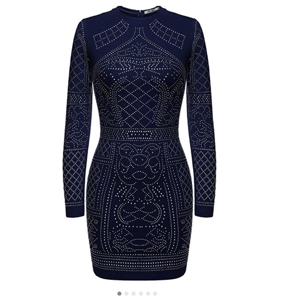 Party dress that will have everyone staring.