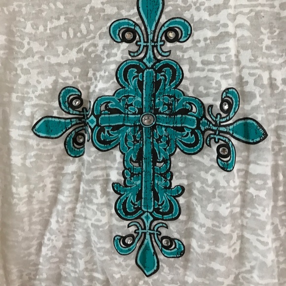 White Burnout with Cross detail - Picture 2 of 2