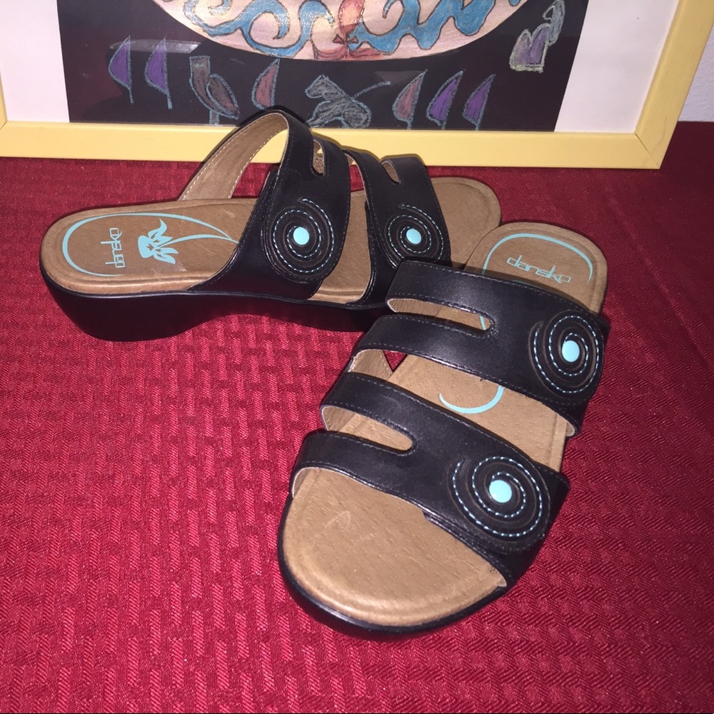 Mint! DANSKO Black Leather Mules Slides