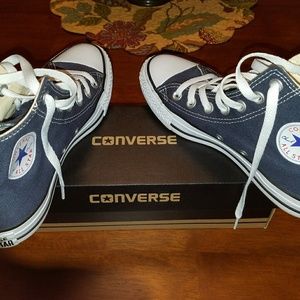 ⭐️Converse All-Star Hi Top Navy sneakers ⭐️