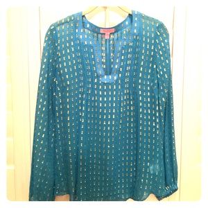 Beautiful turquoise blue Lilly Pulitzer blouse!