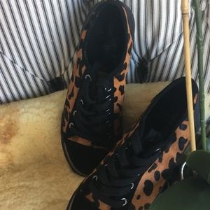 LEOPARD PRINT CALF HAIR SNEAKERS!