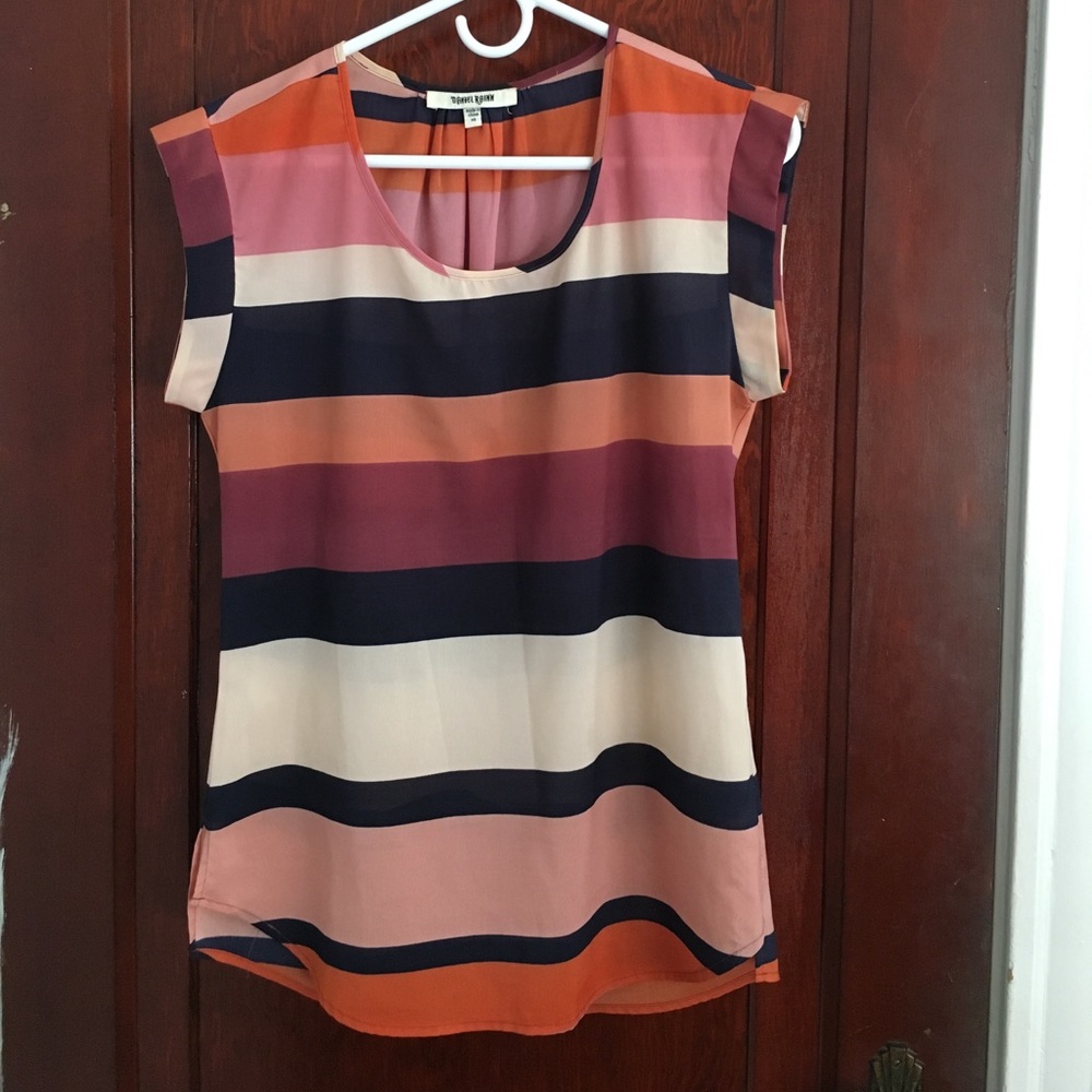 Flowy light blouse, perfect for summer