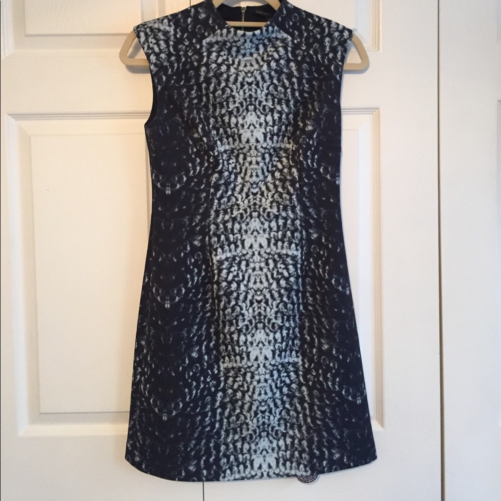 Sleeveless shades of blue dress