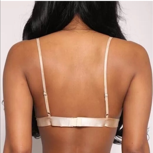 Rose detailing embroidered bralette - Picture 4 of 4