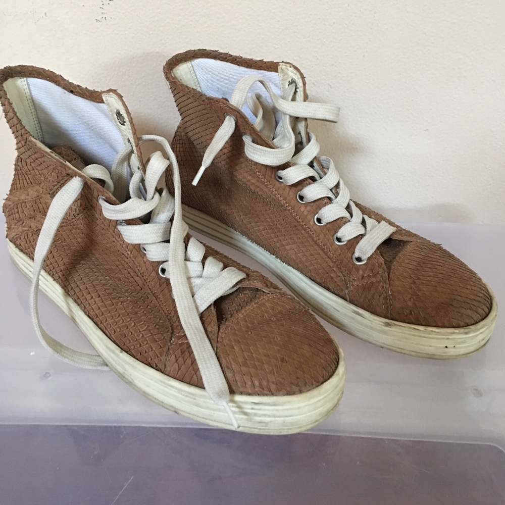 Hogan sneakers