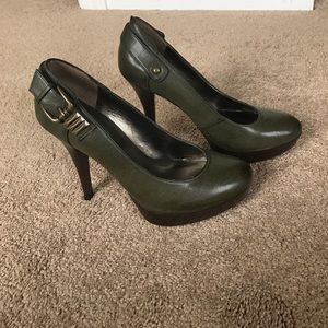 Guess Military Style Pumps