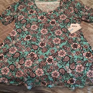 LuLaRoe Perfect T, XL...BNWT. Rare print.
