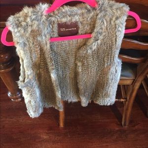 525 rabbit fur vest