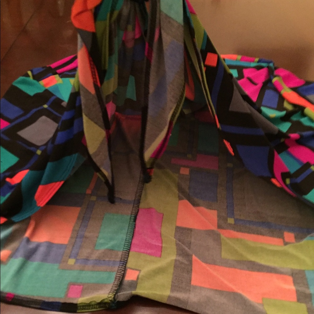 🎉🎉Fun Colorful Cape Top🎉🎉 - Picture 3 of 8