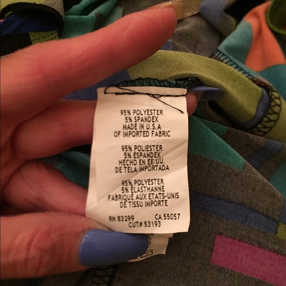 🎉🎉Fun Colorful Cape Top🎉🎉 - Picture 4 of 8