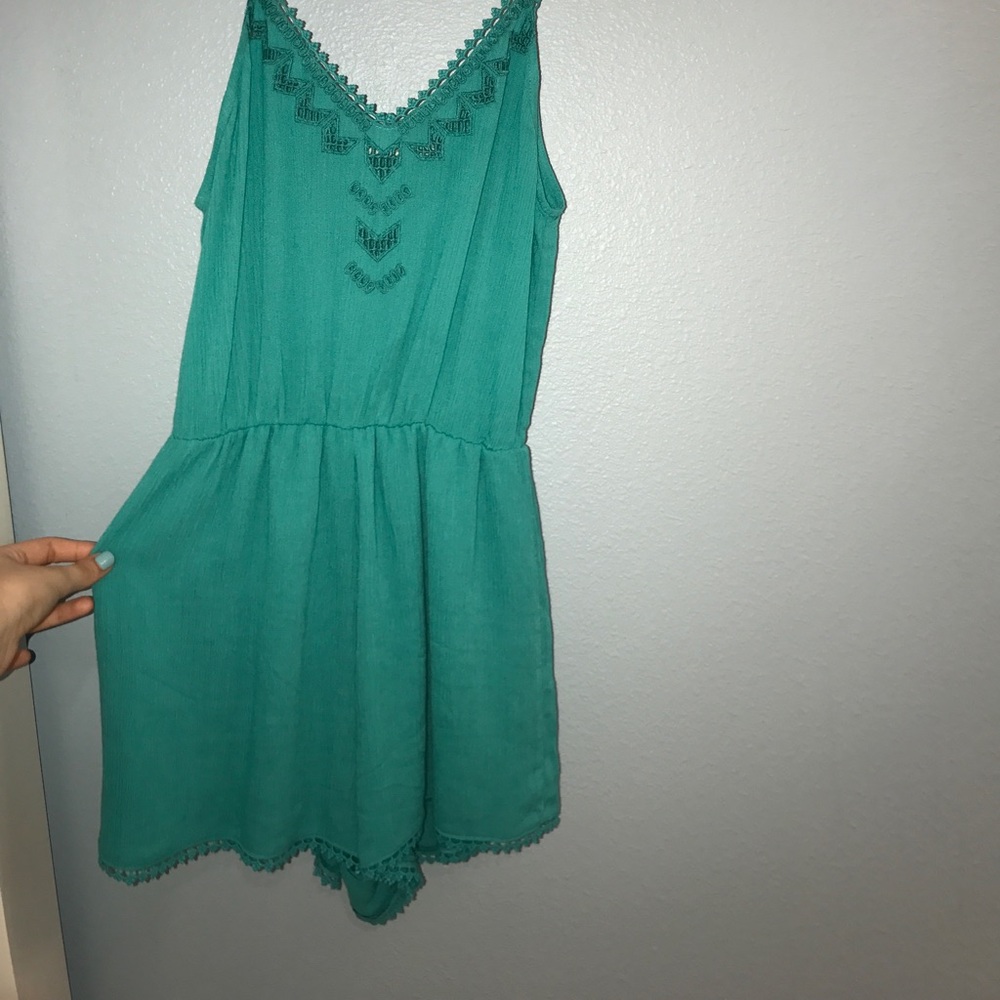 NORDSTROMS LUSH BRAND TURQUOISE ROMPER