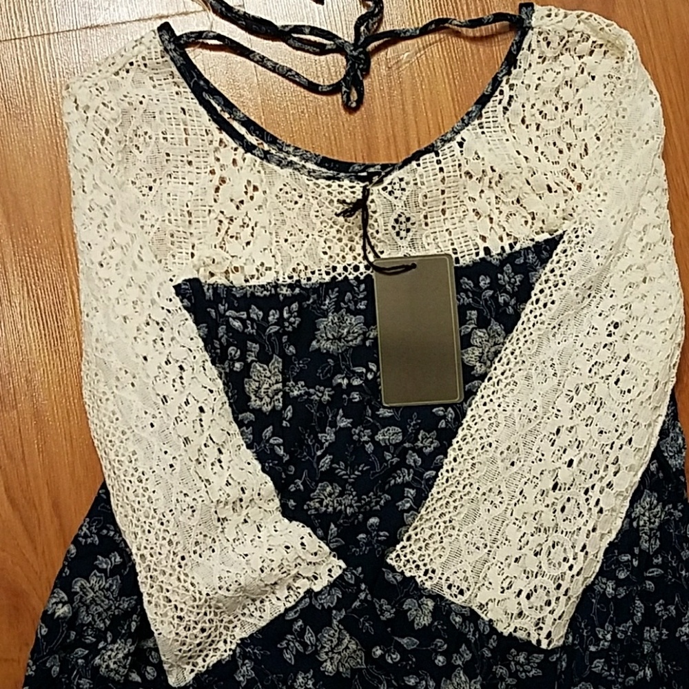 Andre dress - Picture 4 of 4