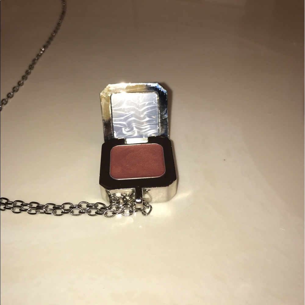 Necklace with lip/cheek color