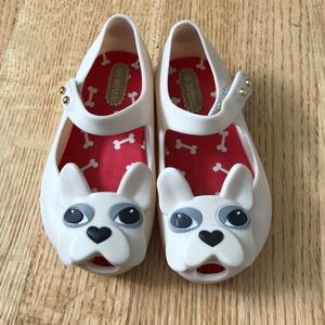 Mini Melissa, white puppy shoes. Size toddler 7.