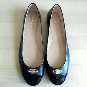 COACH Flats
