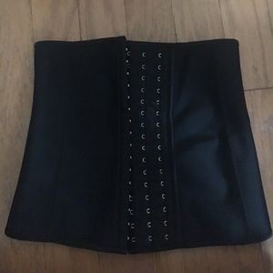 Waist Trainer