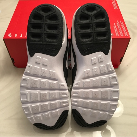 NWT Nike Air Max Siren - Picture 5 of 7