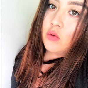 Meet your Posher, Catherine