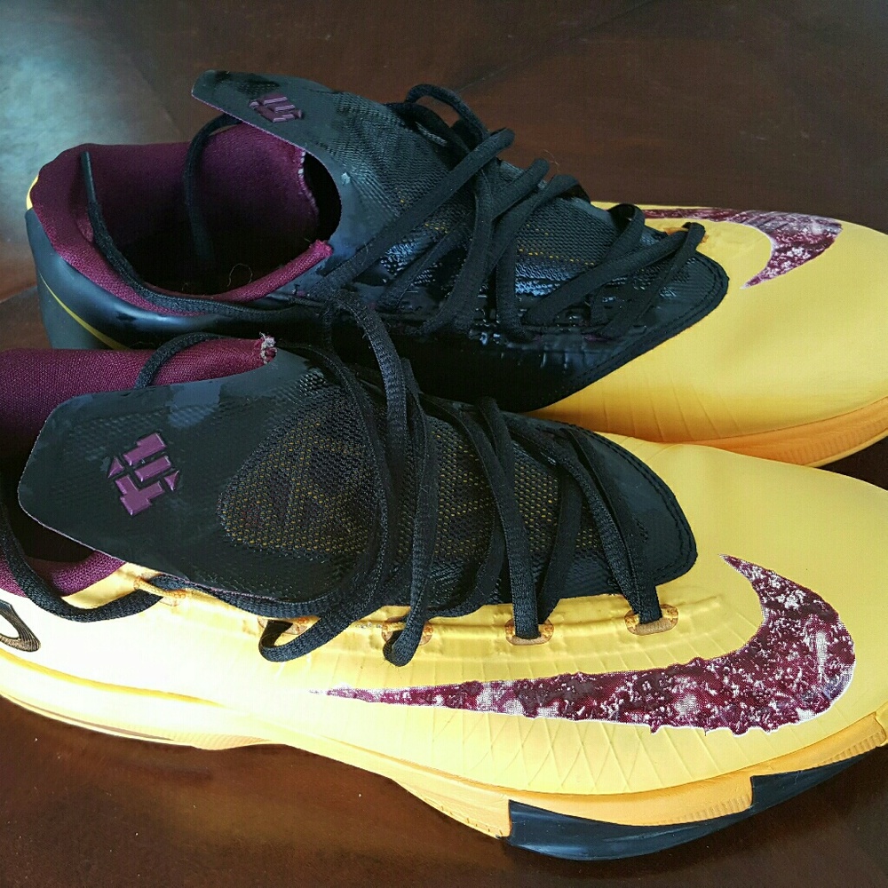 USED KD 6 Peanut Butter Jelly