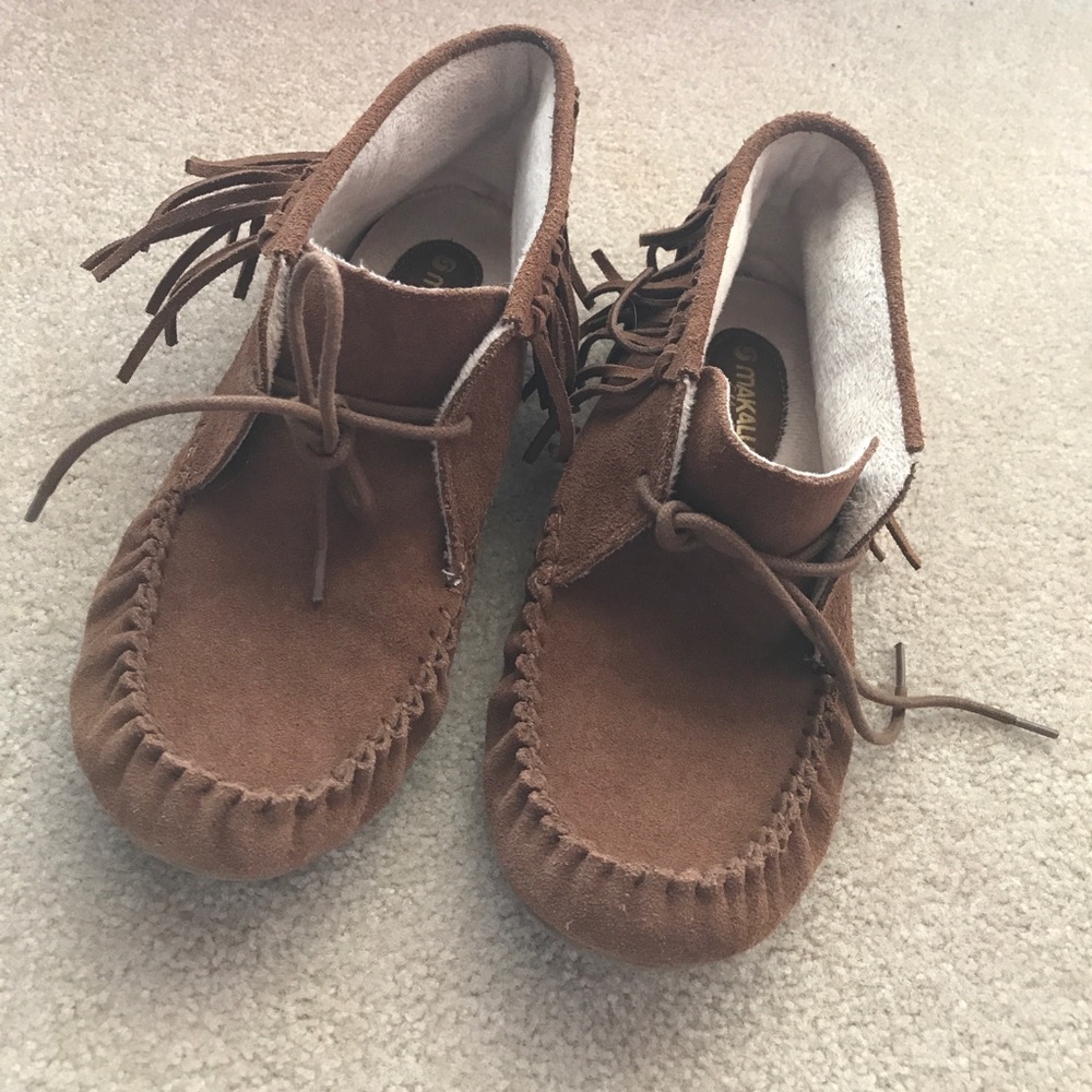 Cute Indian shoes. Super soft and comfy. Like new
