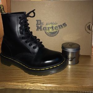 dr martens wonder balsam canada