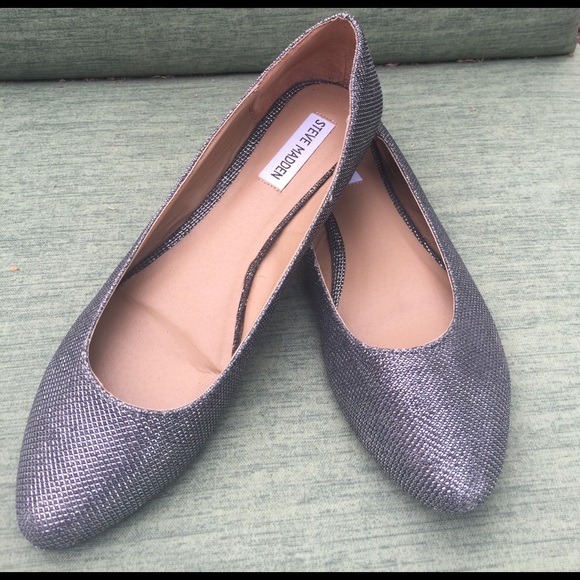 Steve madden silver gray ballet flats size 9.5 - Picture 2 of 5