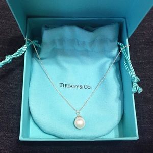 Tiffany & Co. Ziegfeld Collection Pearl Pendant