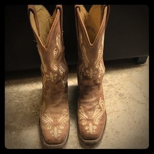 Ladies Corral Boots Size 7.5
