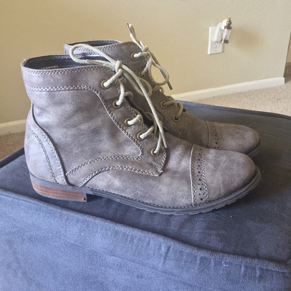 Super cute booties! Size 8.5. Worn once!