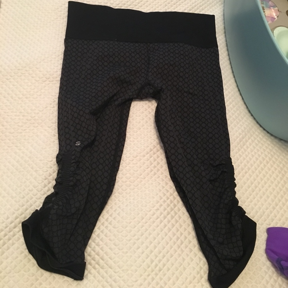 Lululemon crops