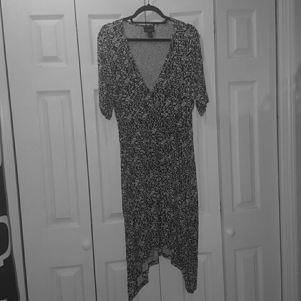 Black White Print Faux Wrap Dress - Picture 1 of 4