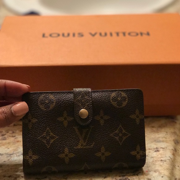 Louis Vuitton Handbags - Authentic Louis Vuitton French Kisslock Wallet