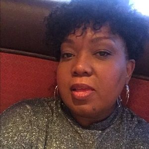 Meet your Posher, Anita